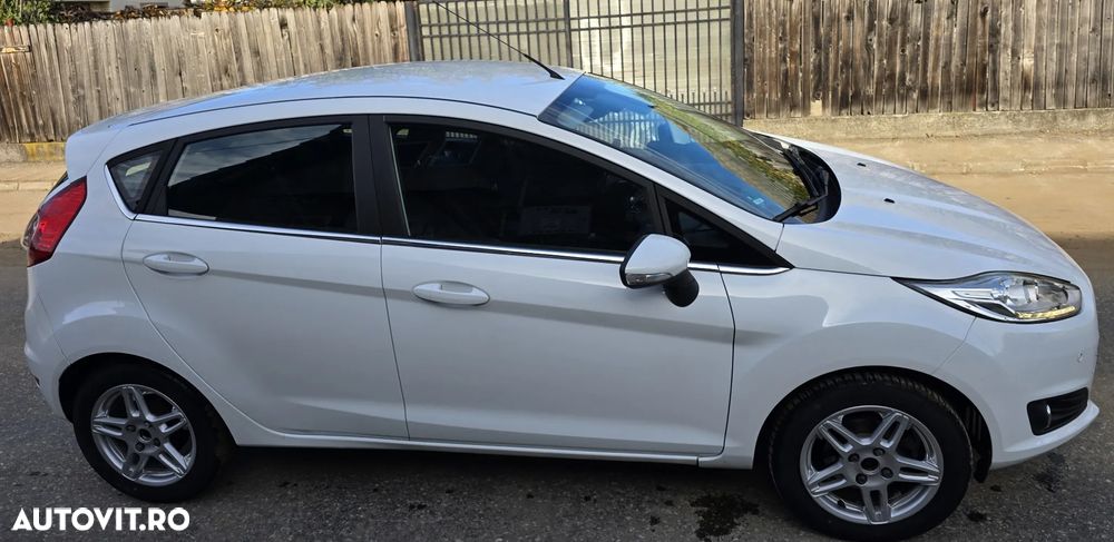 Ford Fiesta 1.0 EcoBoost S&S TITANIUM - 7