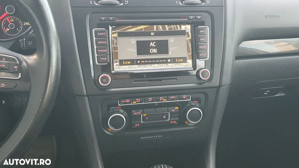 Volkswagen Golf 2.0 TDI DPF Comfortline - 6