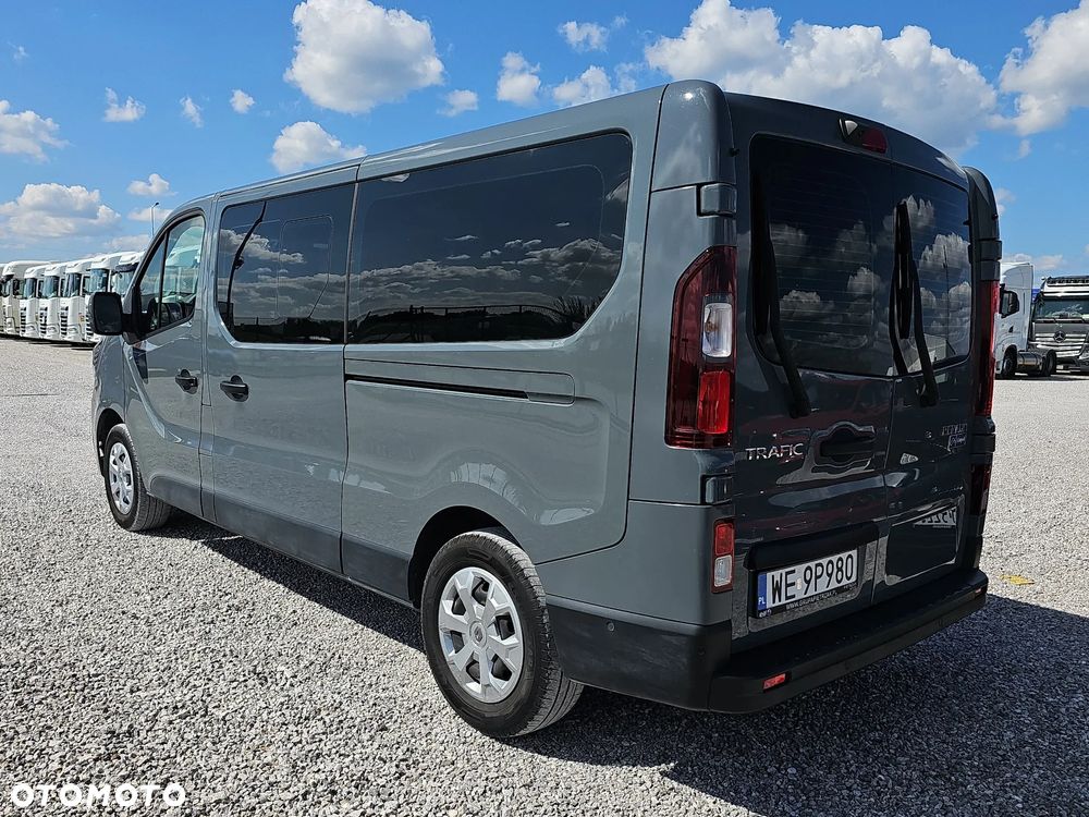 Renault Trafic 2.0 dCi - 8