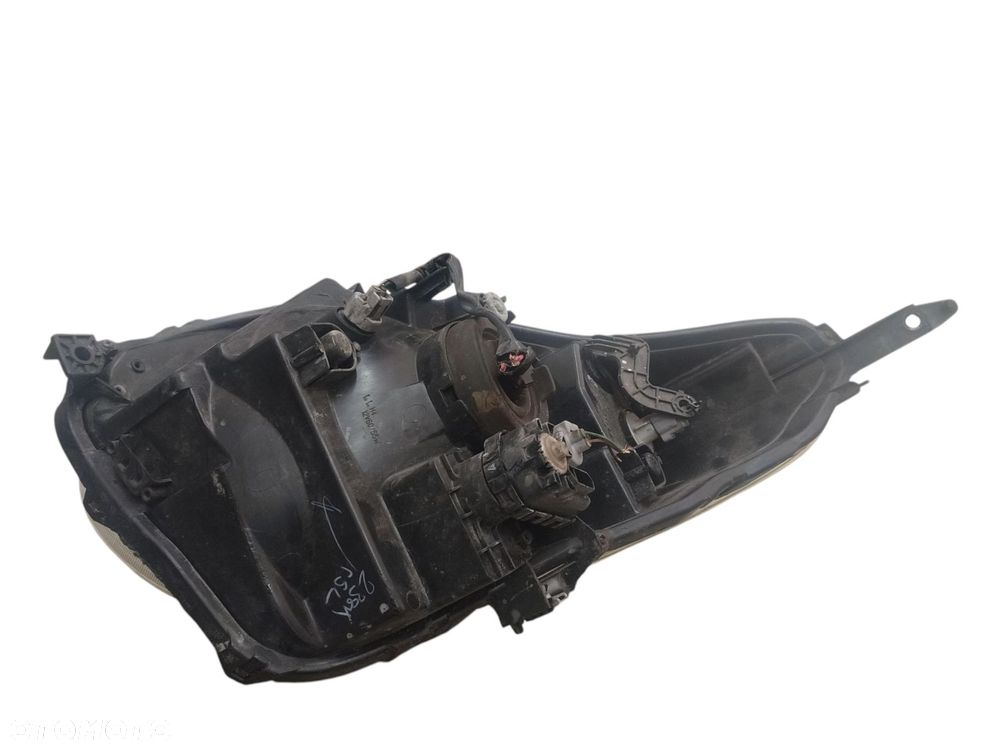 LAMPA PRAWY PRZÓD SUZUKI ALTO VII (2009-2014) 1.0 68KM - 2