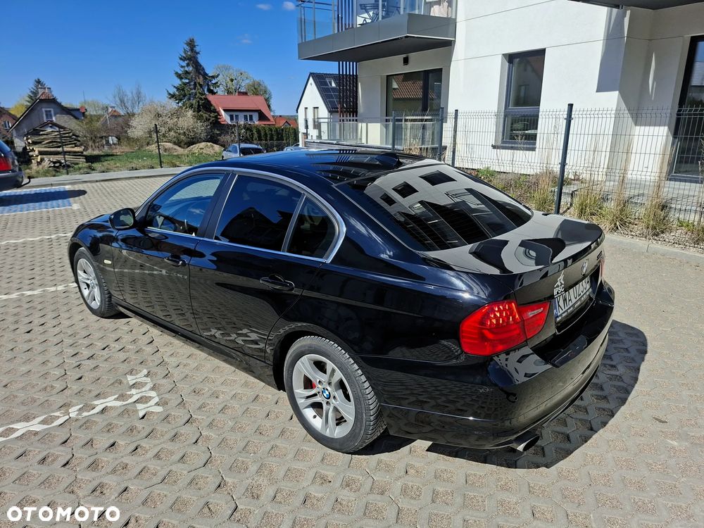 BMW Seria 3 318i Edition Exclusive - 2