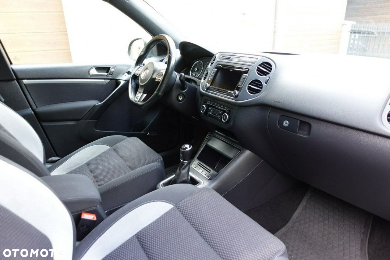 Volkswagen Tiguan - 14