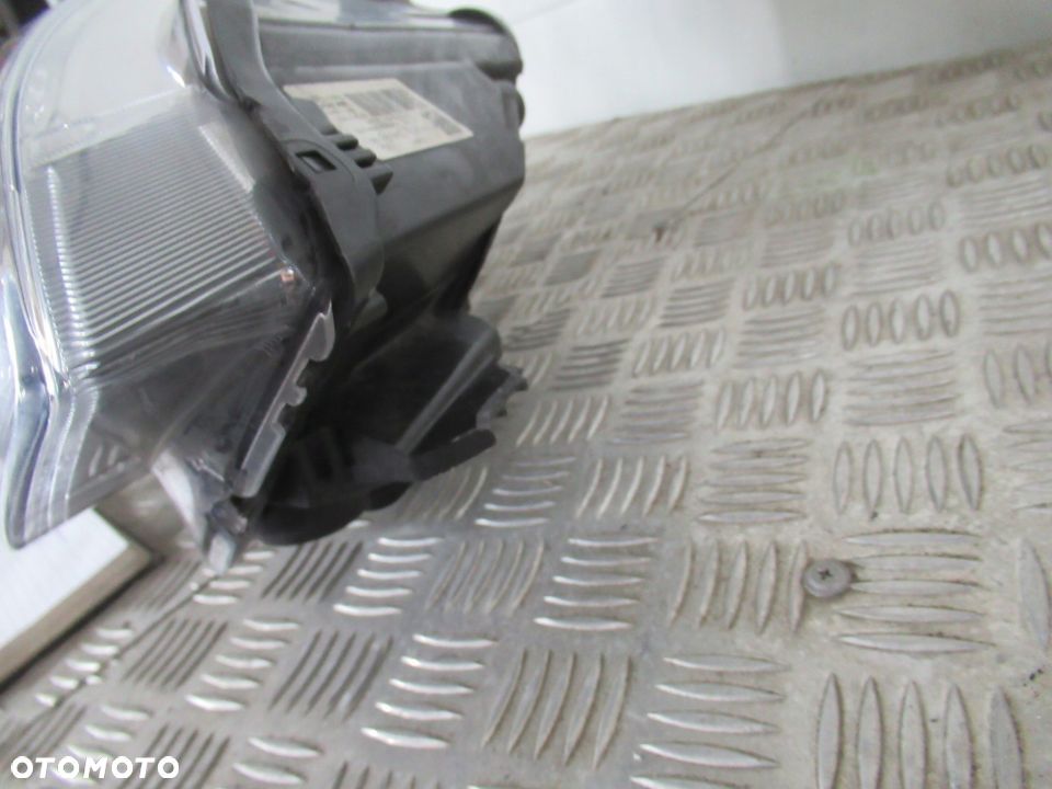 LAMPA PRZEDNIA PRZÓD PRAWA FORD C-MAX MK2 II LIFT XENON 2014-2019 - 8
