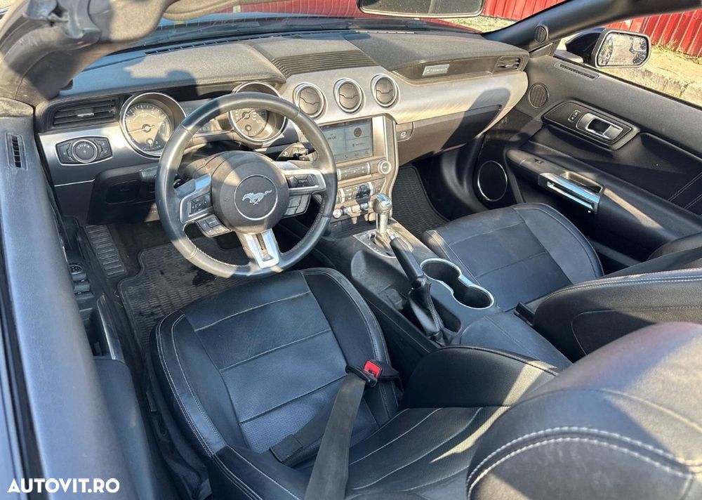 Ford Mustang Cabrio 2.3 Eco Boost - 7