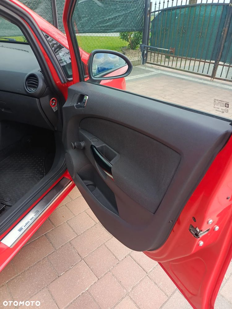 Opel Corsa - 28