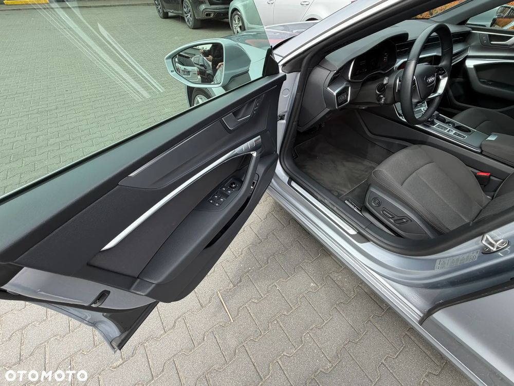 Skoda RAPID 1.6 TDI DPF Clever - 12