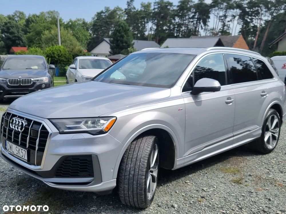 Audi Q7 55 TFSI quattro tiptronic S line - 11