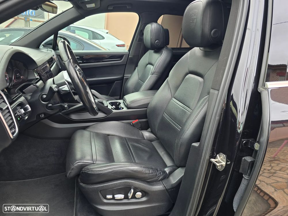 Porsche Cayenne E-Hybrid - 14