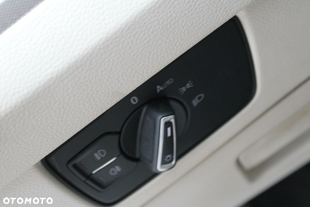 Volkswagen Passat - 19