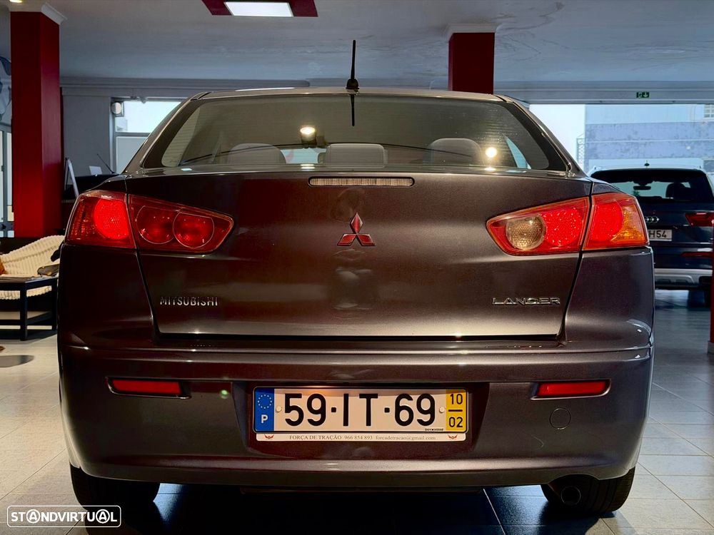 Mitsubishi Lancer - 5