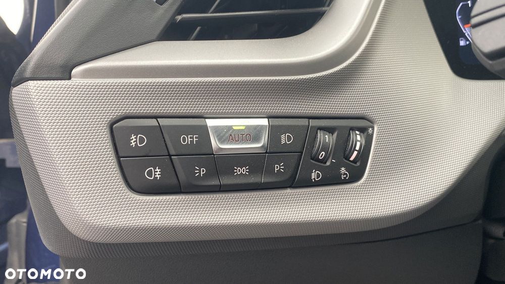 BMW Seria 1 118i Advantage - 23