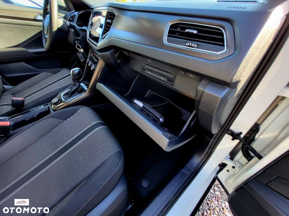 Volkswagen T-Cross - 12