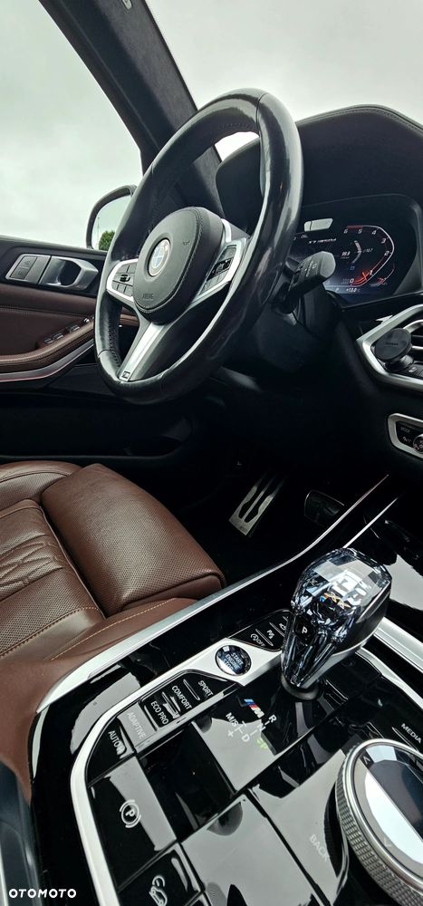 BMW X7 M50d sport - 20