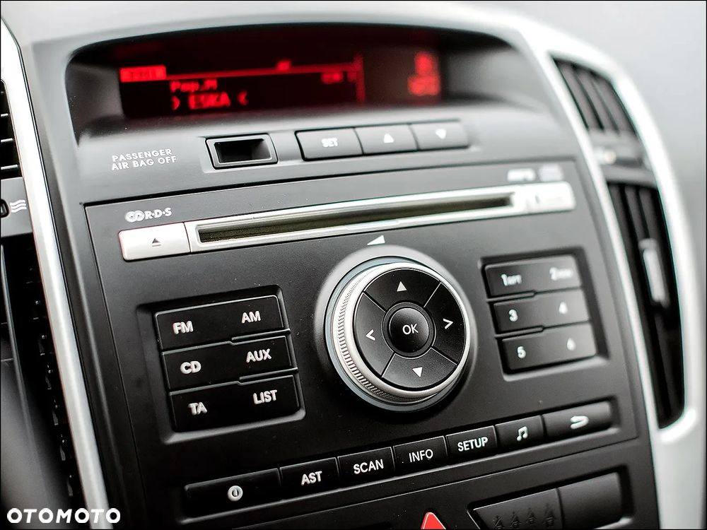 Kia Ceed - 27