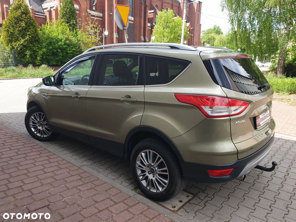 Ford Kuga 2.0 TDCi 4x4 Titanium - 4