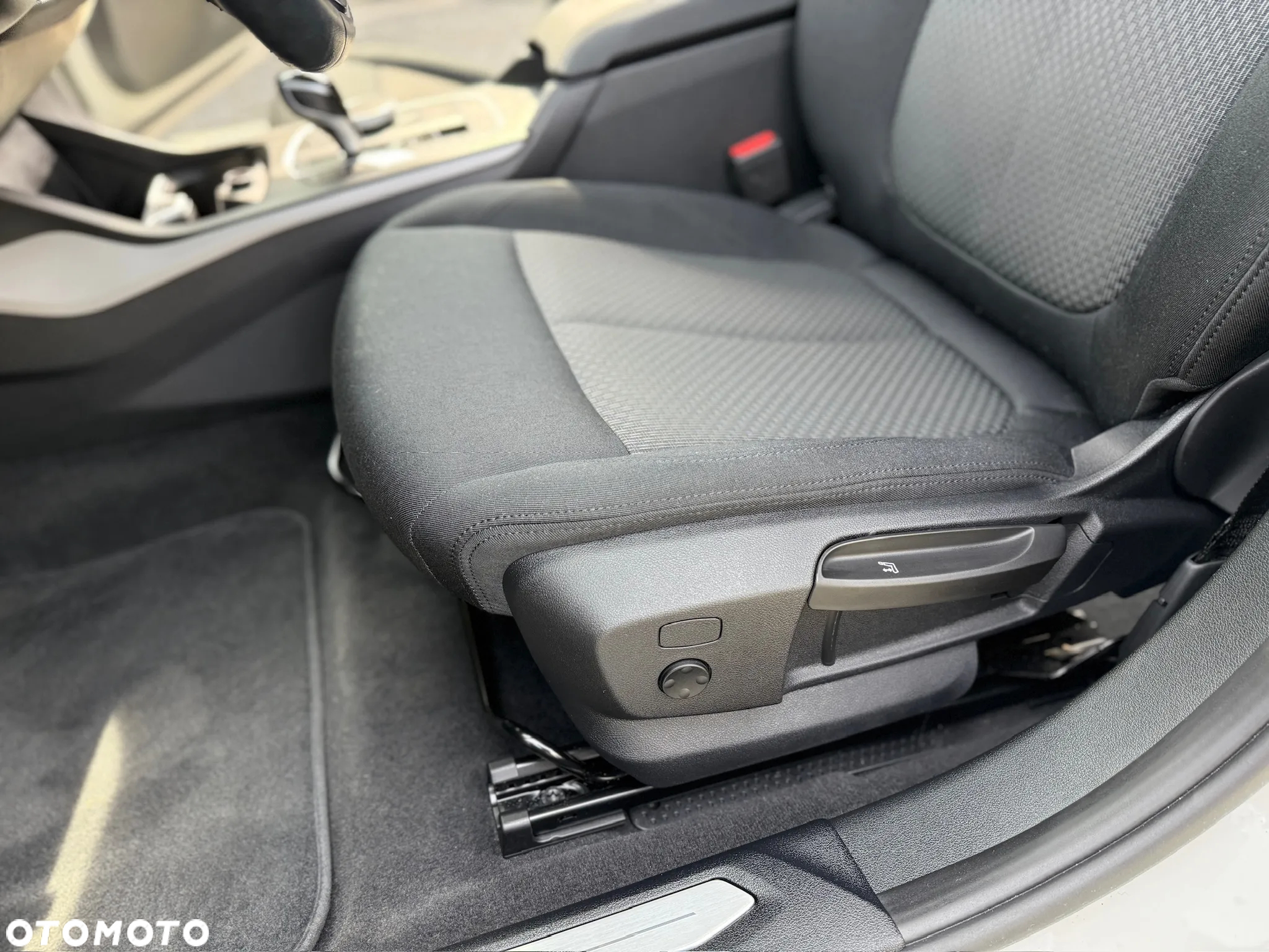 BMW Seria 1 120i Advantage - 20