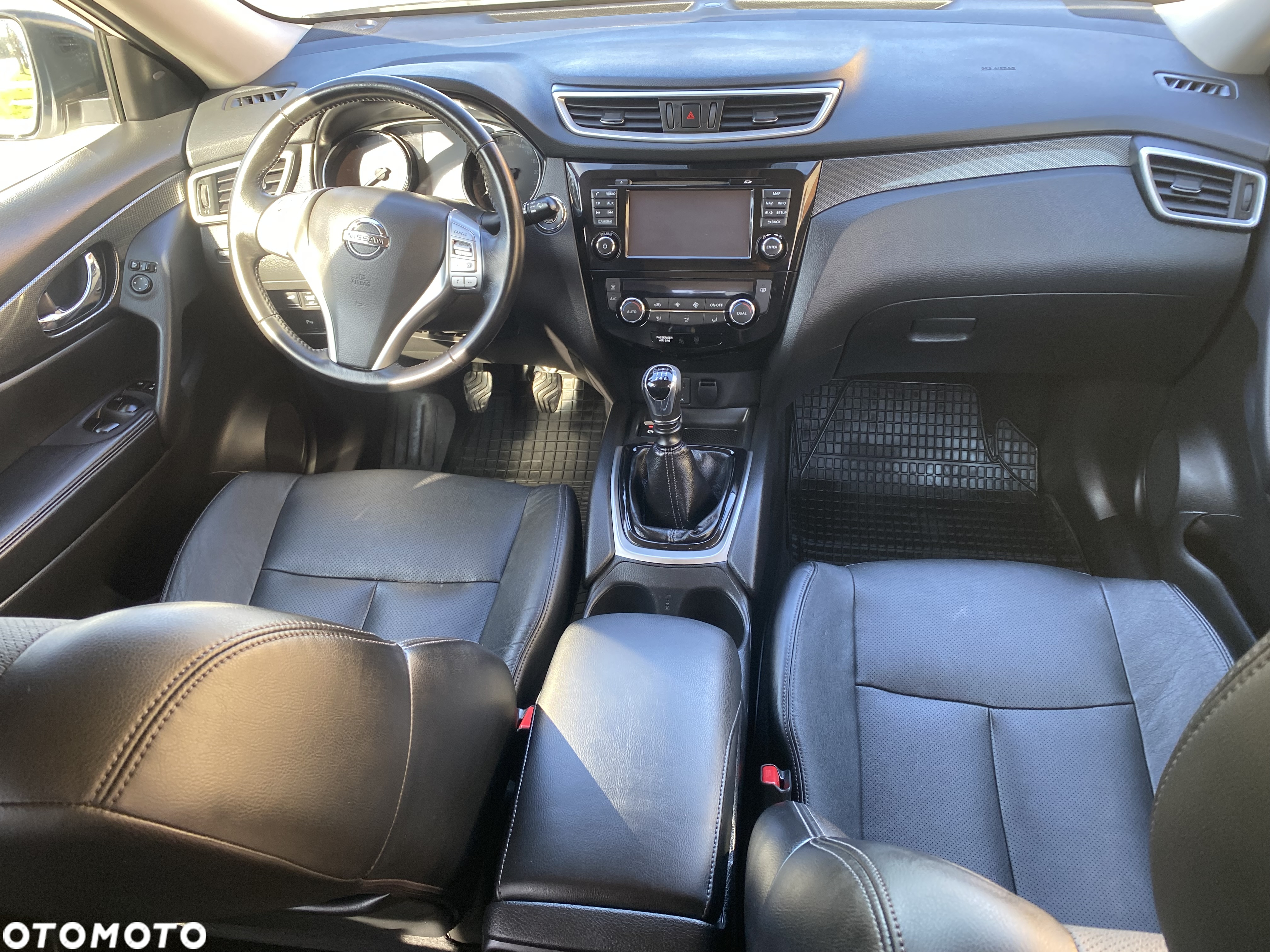 Nissan X-Trail 1.6 DCi Tekna 4WD - 32