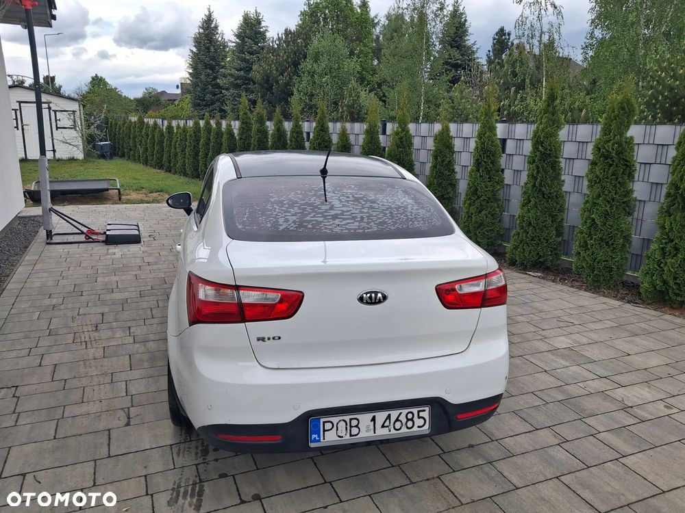 Kia Rio 1.4 M - 6