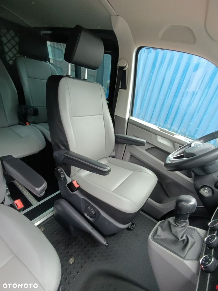 Volkswagen Transporter - 34