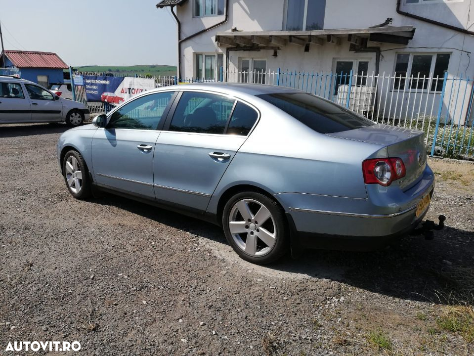 Dezmembrez piese VW Passat B6 - 3