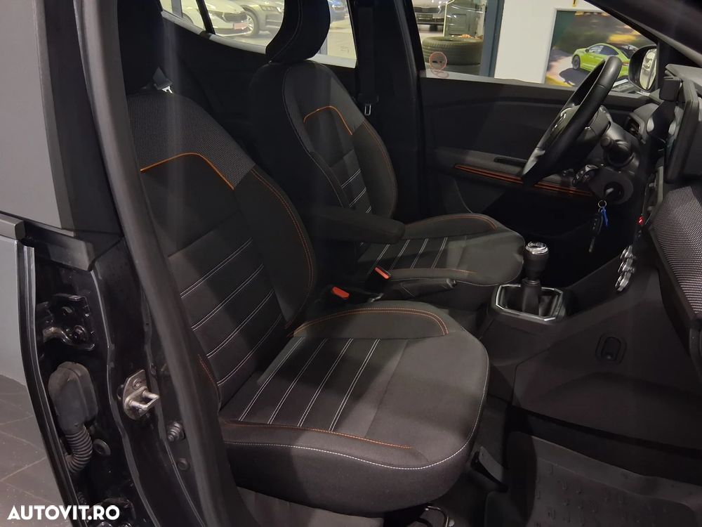 Dacia Sandero - 31