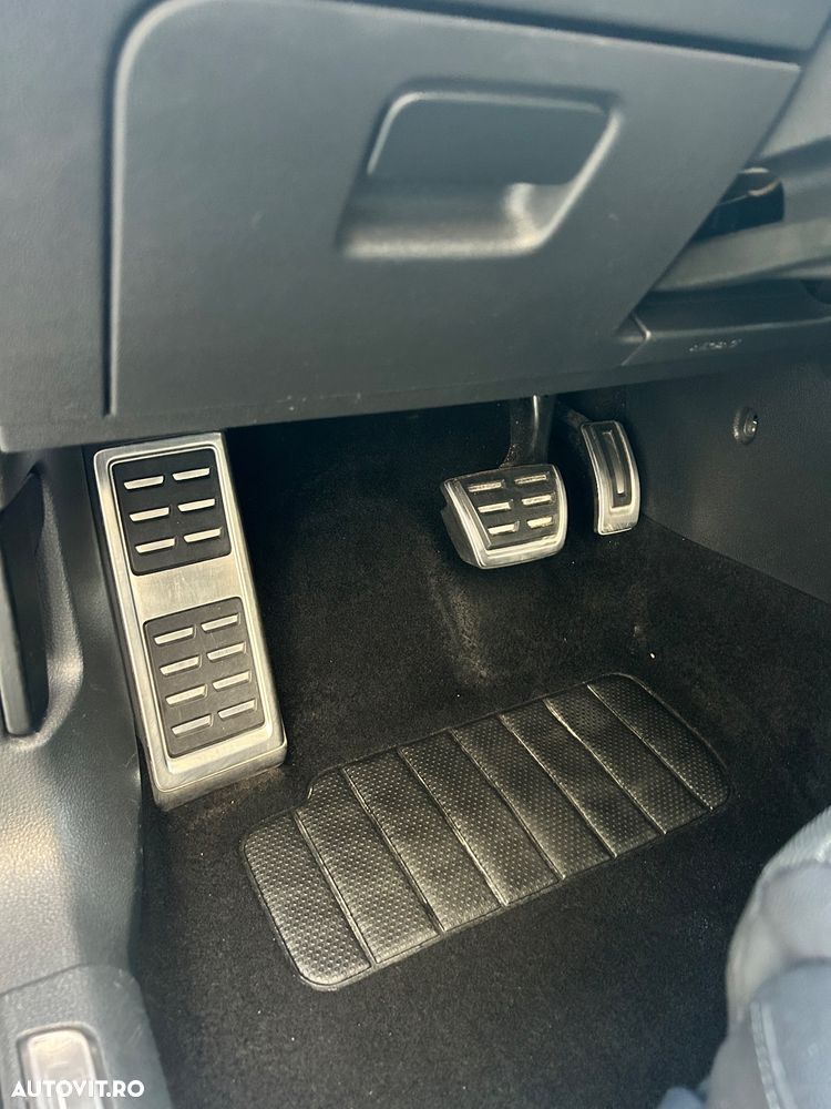 Volkswagen Golf 2.0 TDI DPF BMT DSG GTD - 13