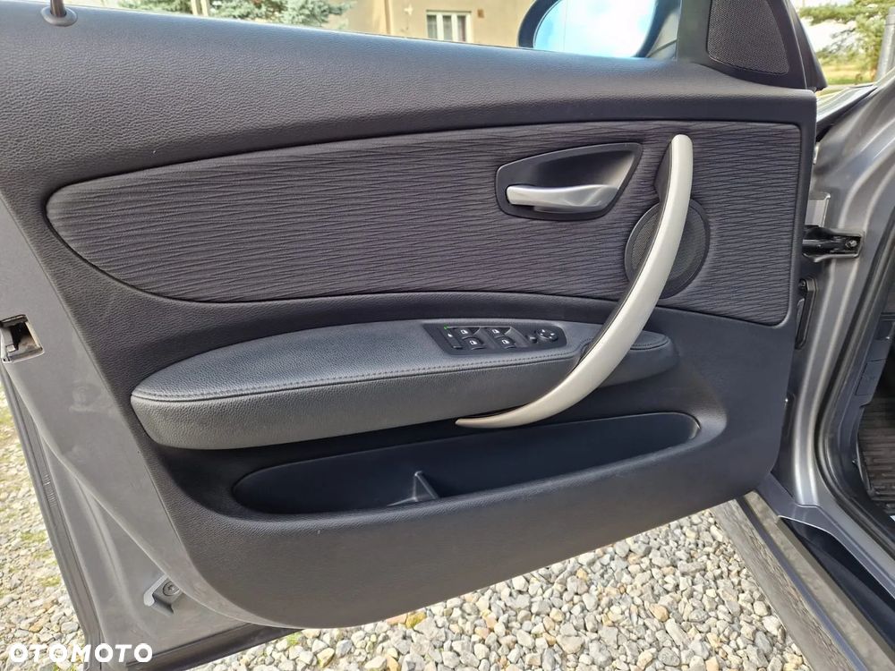 BMW Seria 1 116i - 13