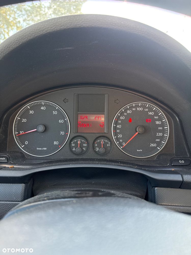Volkswagen Golf - 15