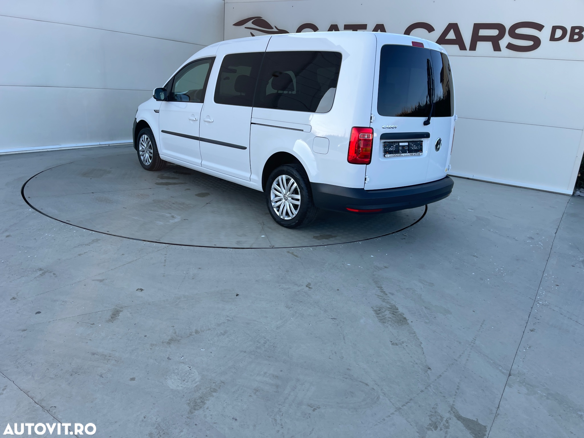 Volkswagen Caddy 2.0 TDI (7-Si.) Maxi Trendline - 11