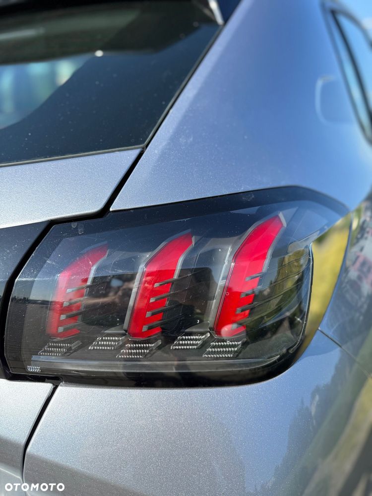 Peugeot 208 PureTech 100 Active Pack - 10