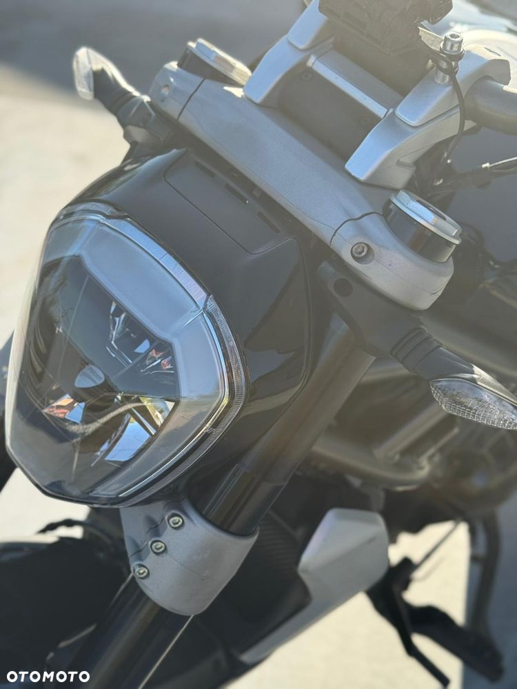 Ducati Diavel - 14