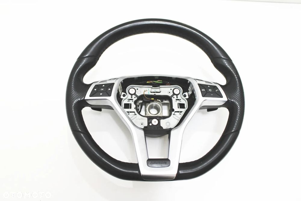 Kierownica sportowa AMG łopatki OE Mercedes CLS W218 C218 A1724604203 W207 - 2