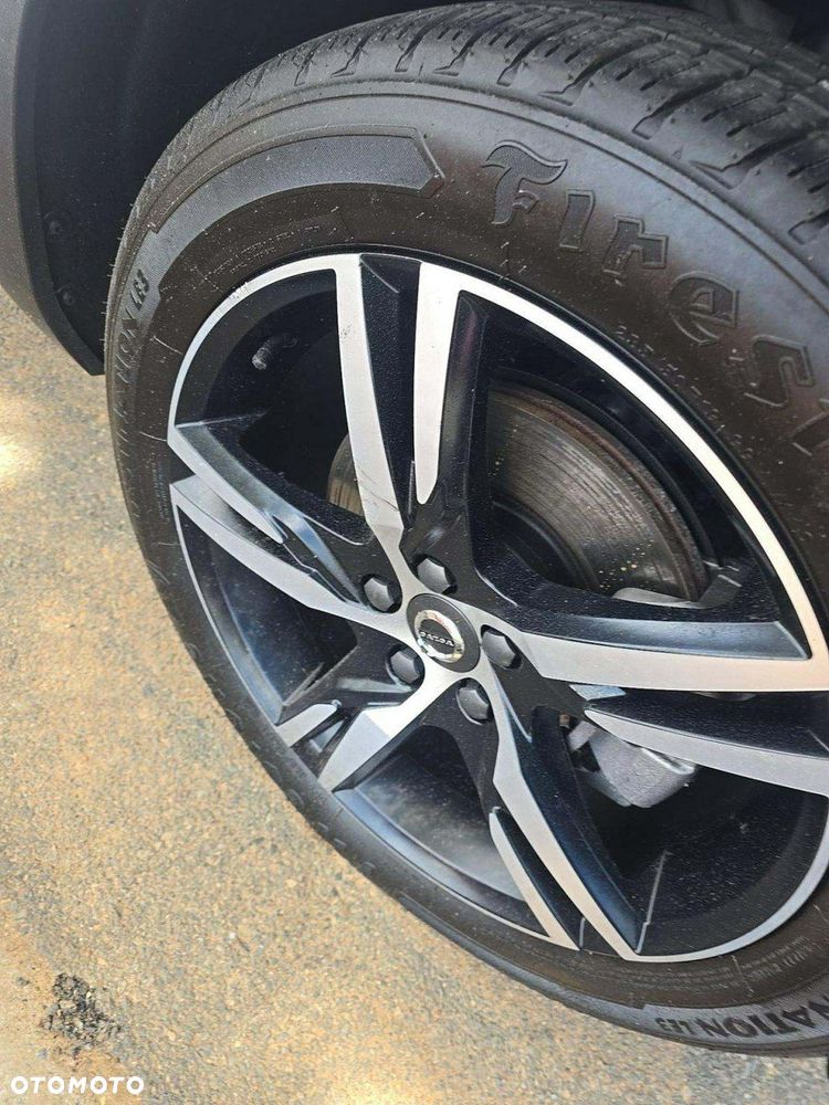 Volvo XC 40 T5 AWD R-Design - 17