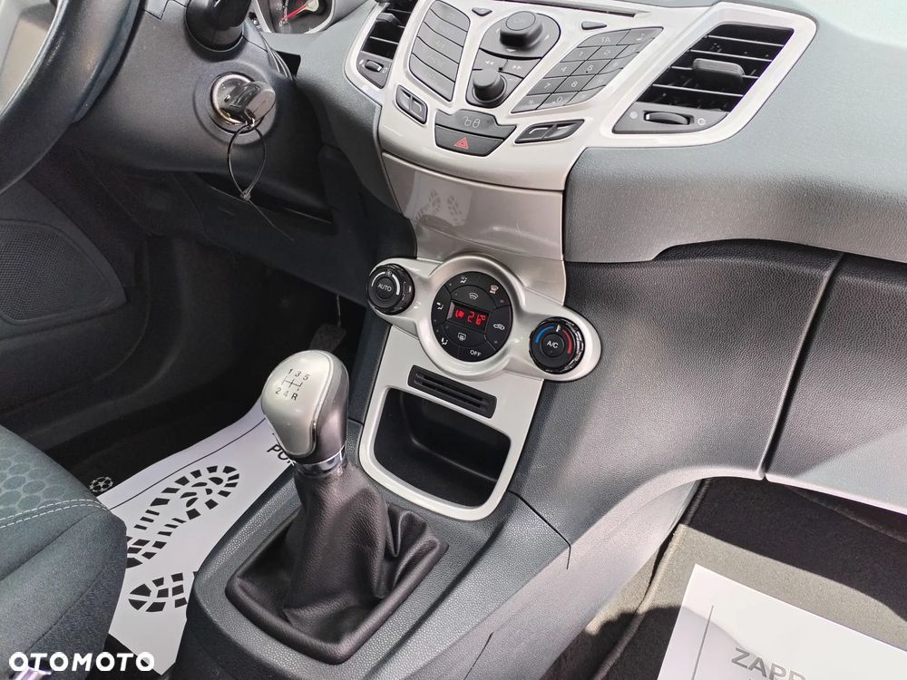 Ford Fiesta - 16