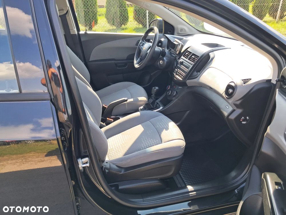 Chevrolet Aveo 1.2 LS+ - 17
