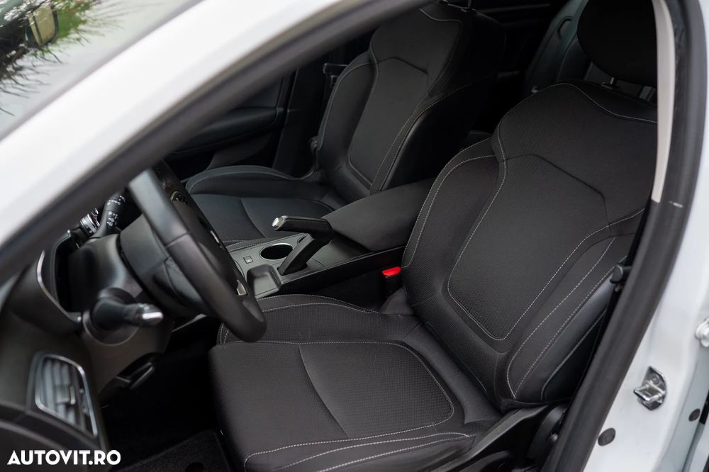 Renault Megane BLUE dCi 115 BUSINESS EDITION - 26