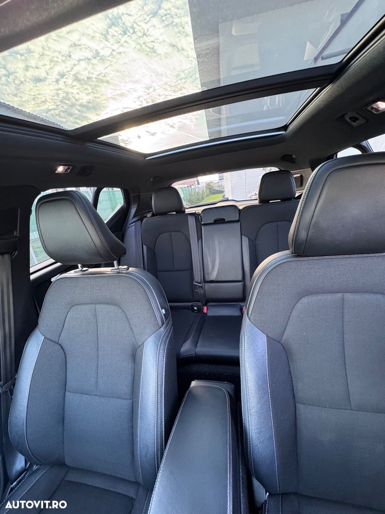 Volvo XC 40 D3 AWD Momentum Pro - 39