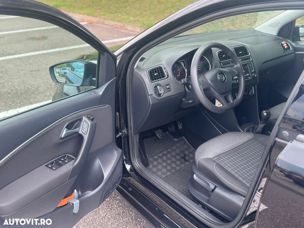 Volkswagen Polo 1.4 TDI CR BMT Comfortline - 12