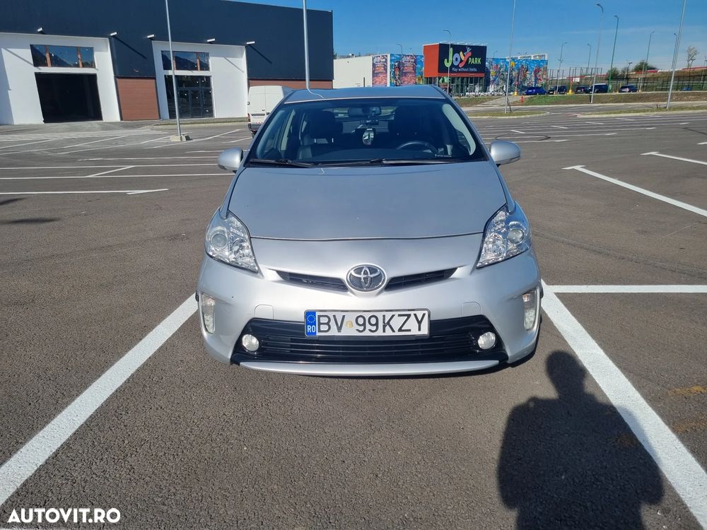 Toyota Prius 2013 photo 2
