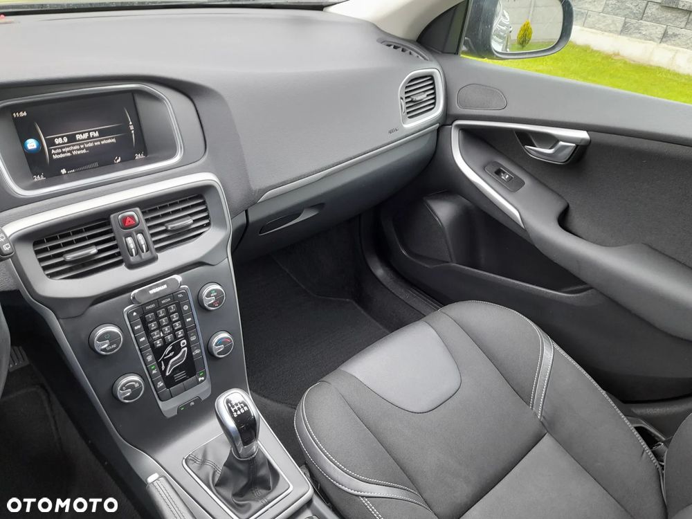 Volvo V40 D2 Geartronic Kinetic - 31