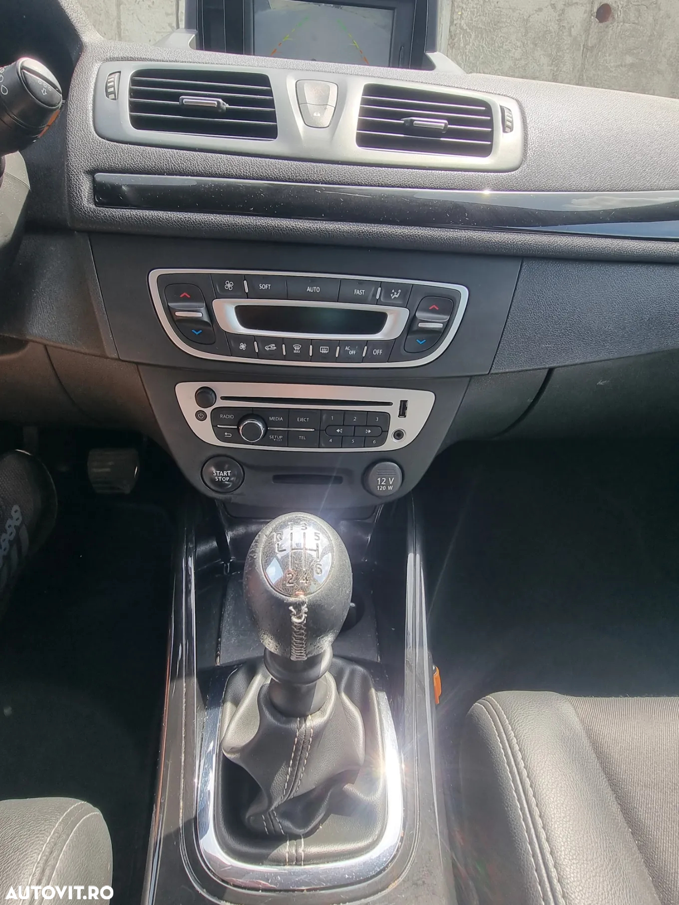 Renault Megane Grandtour ENERGY dCi 110 Start & Stopp Bose Edition - 14