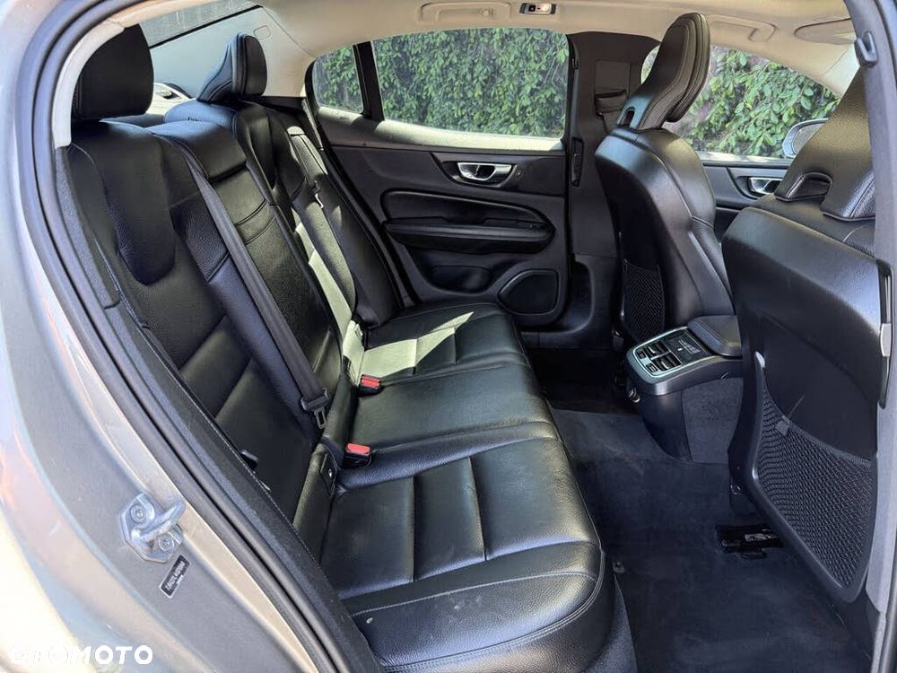 Volvo S60 T6 AWD Inscription - 10