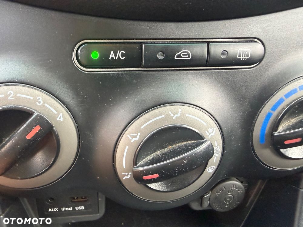 Hyundai i10 1.1 Comfort - 14