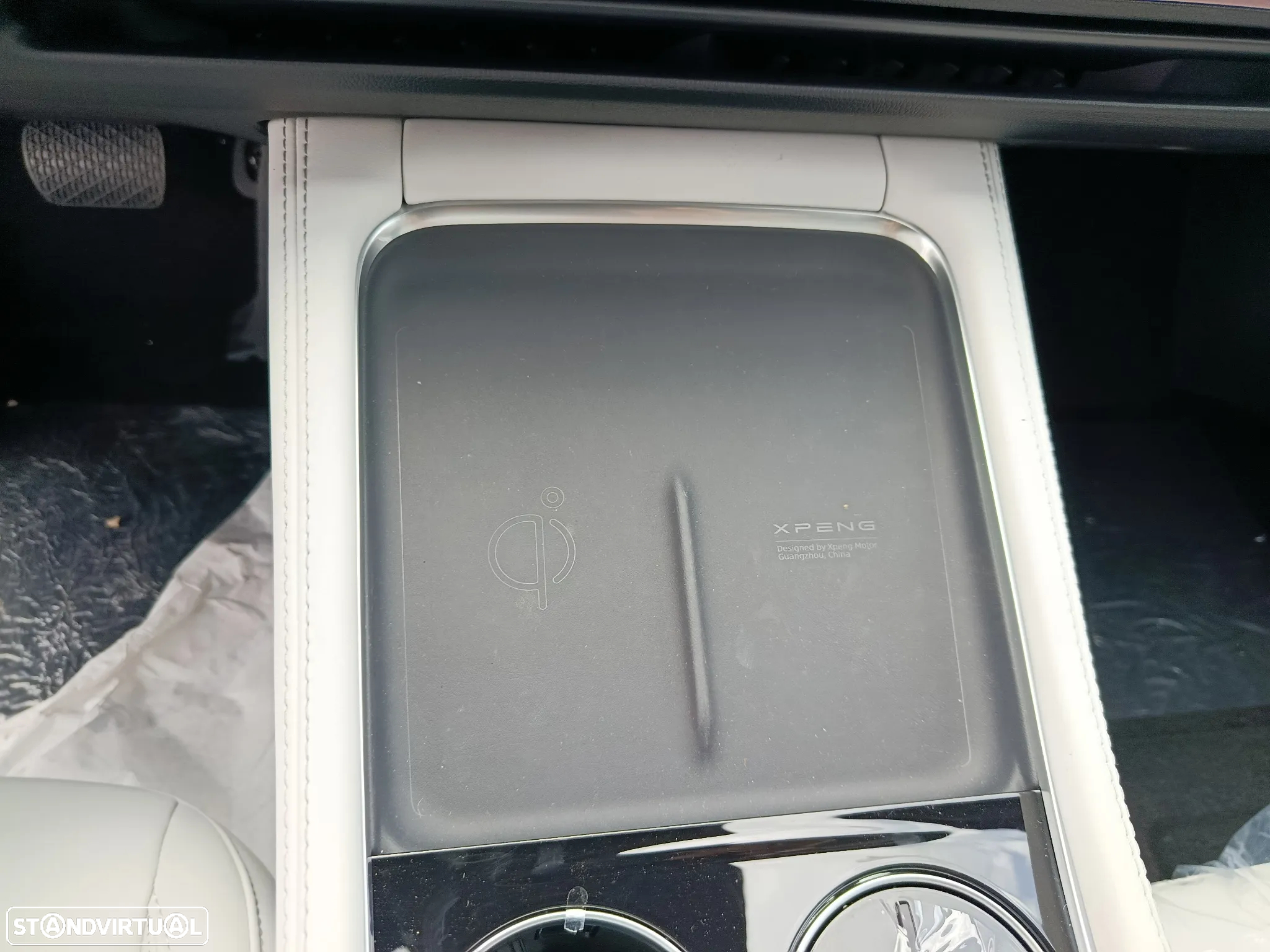 Xpeng P7i 86.2 kWh Long Range + Premium Cockpit - 9