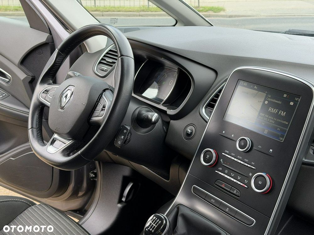 Renault Scenic - 15