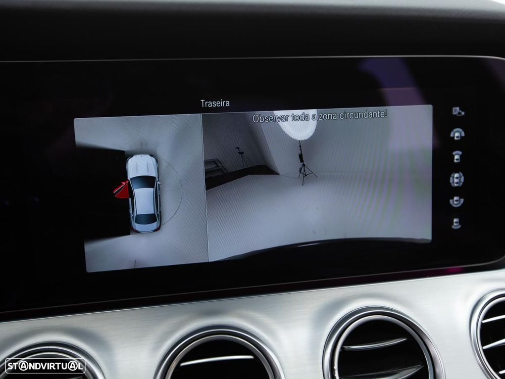 Mercedes-Benz E 300 de 4Matic 9G-TRONIC - 36