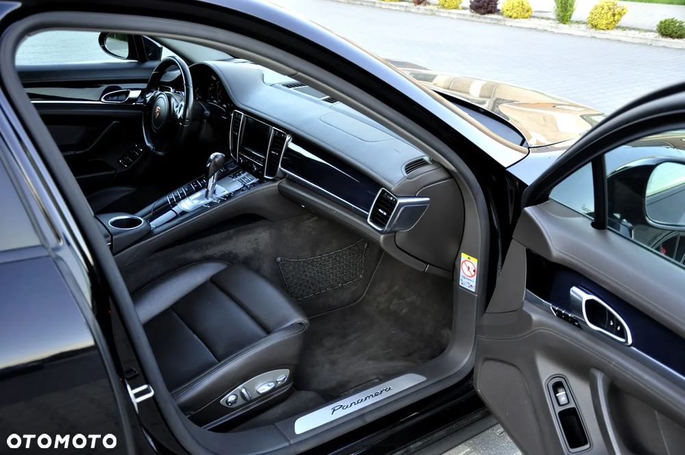 Porsche Panamera Diesel - 33