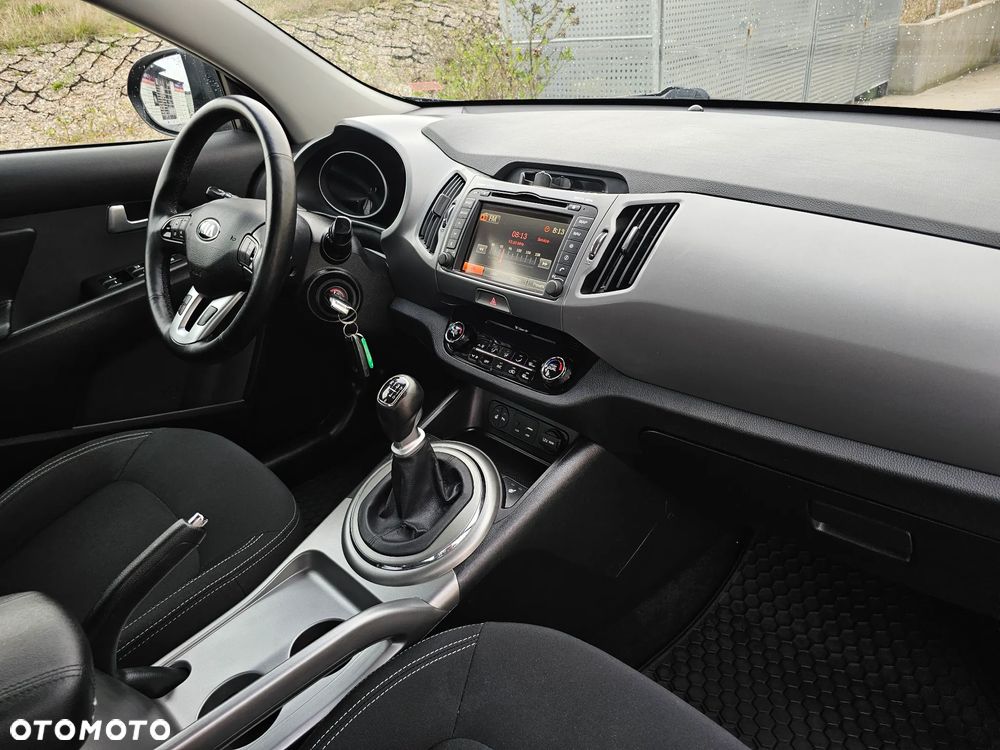 Kia Sportage 2,0 CRDI AWD Vision - 22