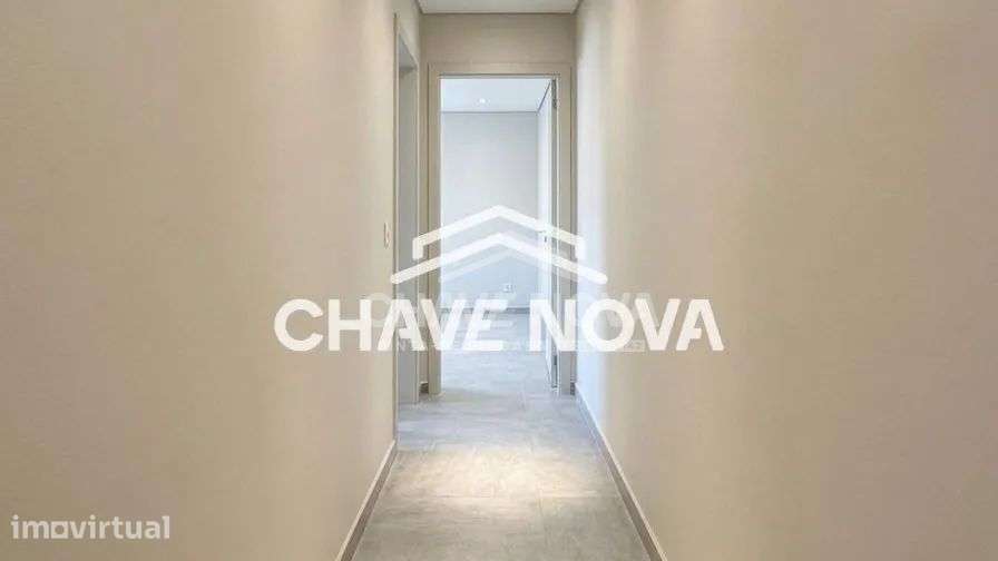 Casa independente, no coração residencial de Vilar do Paraíso - Grande imagem: 5/17