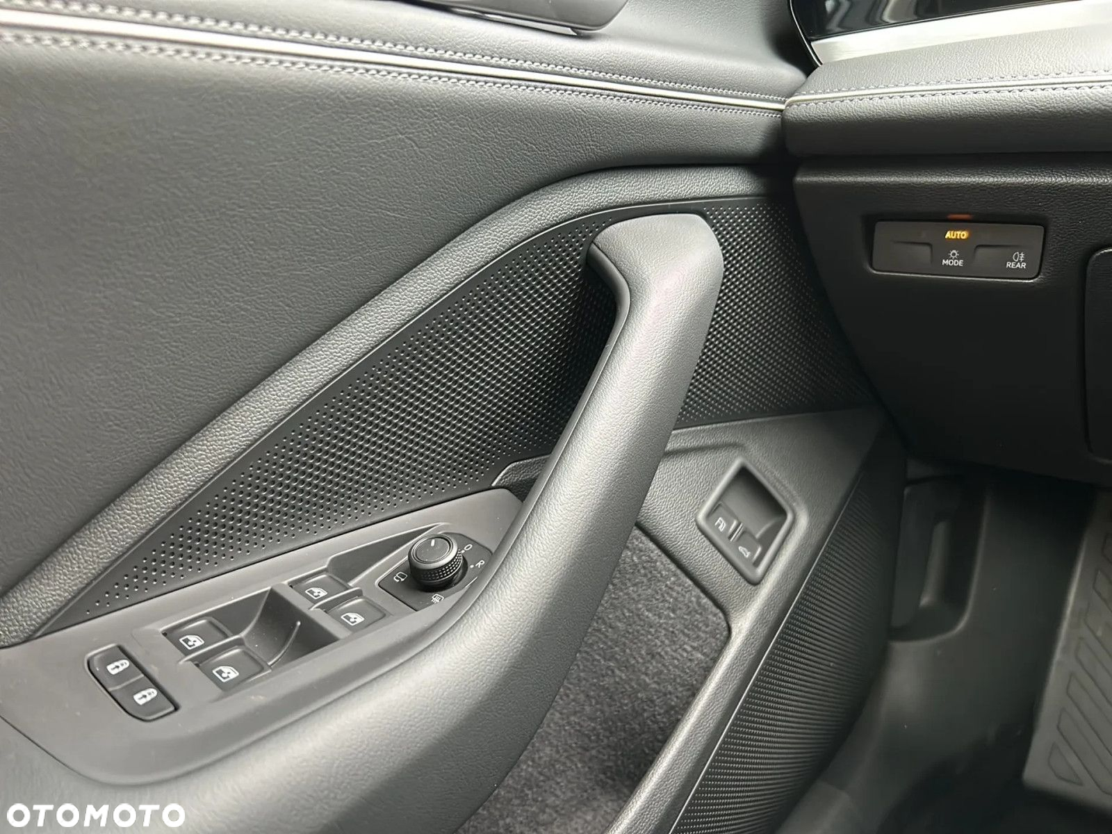 Volkswagen Passat - 19